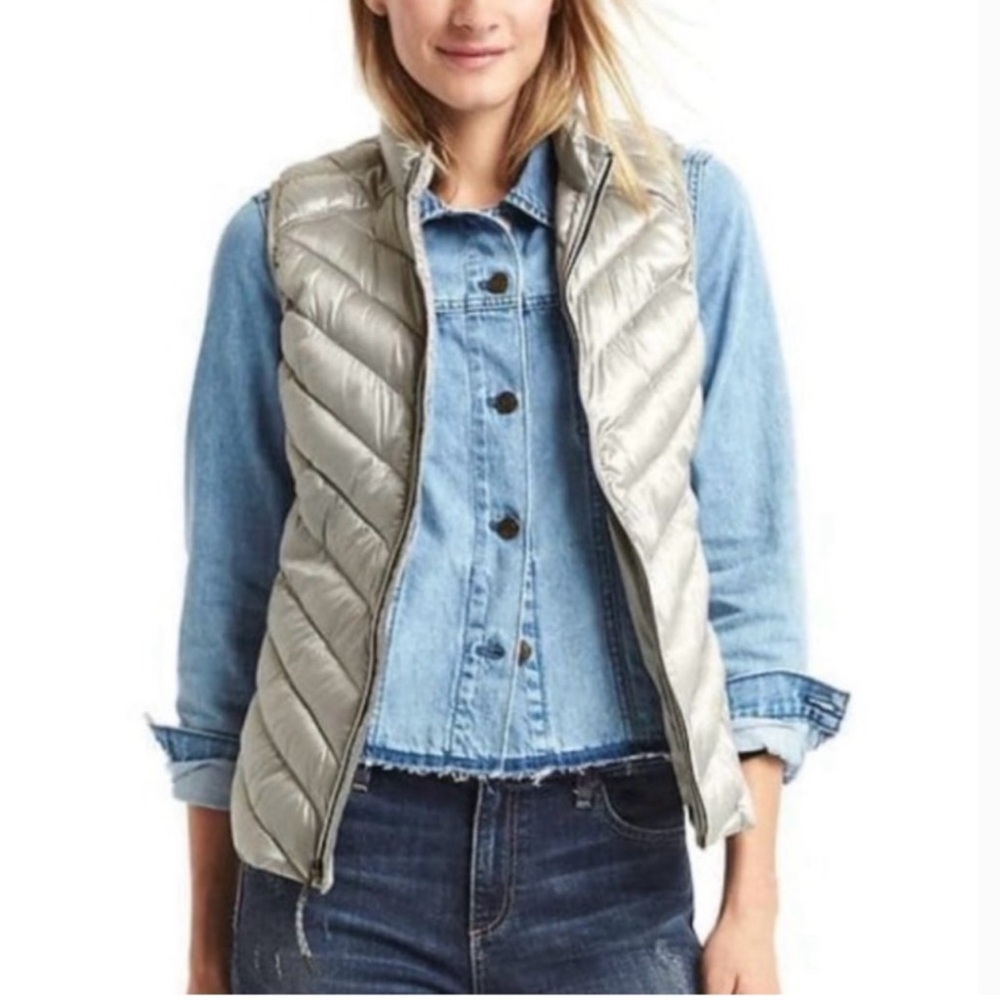 Gap Primaloft Down Alternative Silver Grey Puffer… - image 1